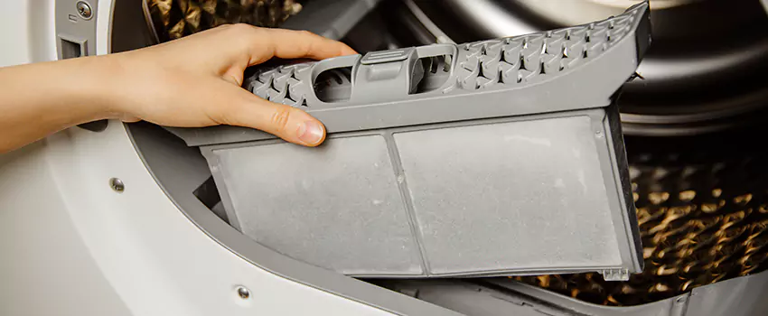 Signs Of A Clogged Dryer Lint Trap in Sulphur Springs, Texas